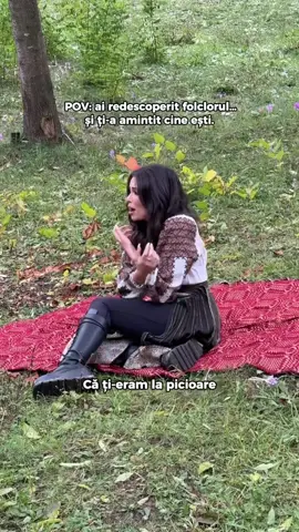 Prima mea piesă folclorică 🙏🏻 mai facem?🥹