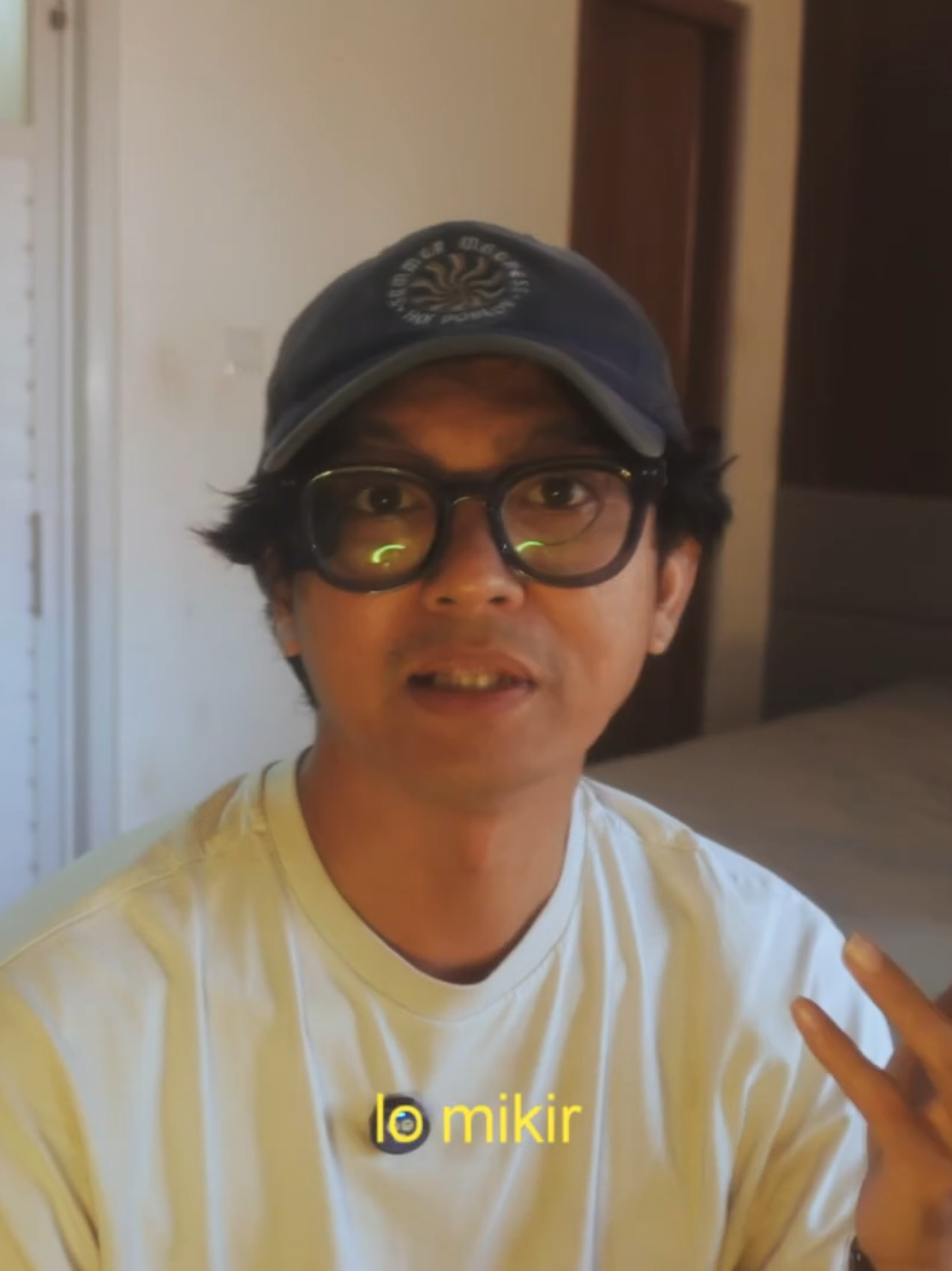 nggak ada pilihan yang tepat.