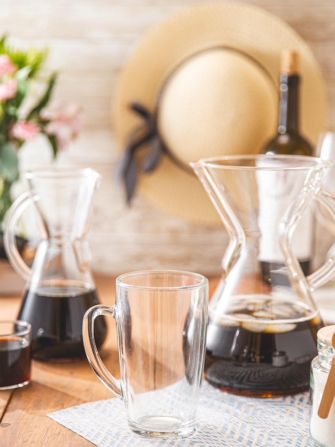If you’re into iced coffee that actually tastes like coffee, this is your sign to try it the Chemex way. Started the day with a fresh grind, a slow pour, and a tall glass of ice waiting to catch that perfect brew. There’s something about making iced coffee with a Chemex that feels extra satisfying. It’s clean, simple, and way more fun than grabbing a cup on the go. The trick? Brew it strong and let it drip right over ice. No watered-down nonsense just smooth coffee that cools as it pours. It’s the kind of thing that makes you want to take your time, maybe throw on a playlist, and enjoy the process. While the coffee’s doing its thing, the kitchen’s quiet. Sunlight’s coming in, the glass is fogging up, and everything feels calm. No machines buzzing, no rush to get out the door. Just you, your Chemex, and a moment to chill. #ChemexCoffee #IcedCoffeeVibes #PourOver #CoffeeAesthetic #HomeCafe #ZeroWaste #CompostableFilters #TikTokKitchen #CoffeeTok #MorningRoutine #CoffeeLovers #Chemex #EcoVibes #IntentionalLiving #CoffeeCorner #WeekendVibes #BrewWithMe #KitchenGoals #CoffeeSetup #SustainableStyle #CleanCoffee #PourOverMagic #IcedCoffeeSeason #ColdBrewStyle #TikTokLifestyle