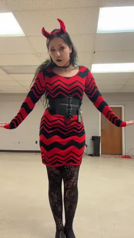 #31daysofhalloween #shedevil #costume #dressup  I really adore this look. I don’t think I have it in me to dress up like an angel though 😤🤪