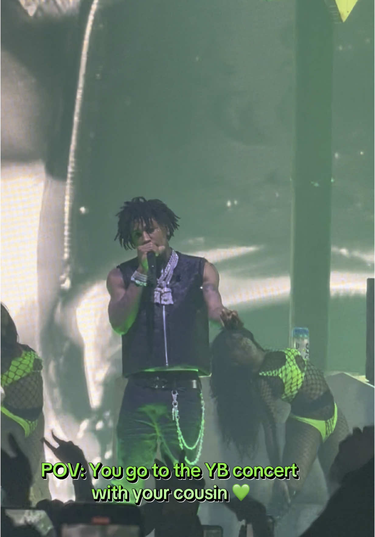 It was the best day out the year so far 💚 #youngboyneverbrokeagain #masa #ybfans #cousins #concerts #nbayoungboy 