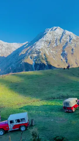 📍Lalazar, Naran Valley🏔️❄️🤍 #foryou #winter #viral #travel #ziyadahmad 
