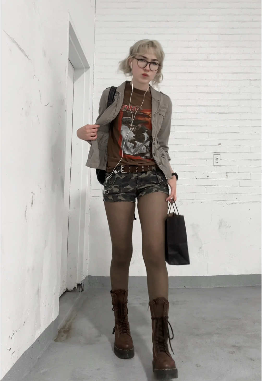 fit check #altfashion #OOTD #grungefashion @Dr. Martens 