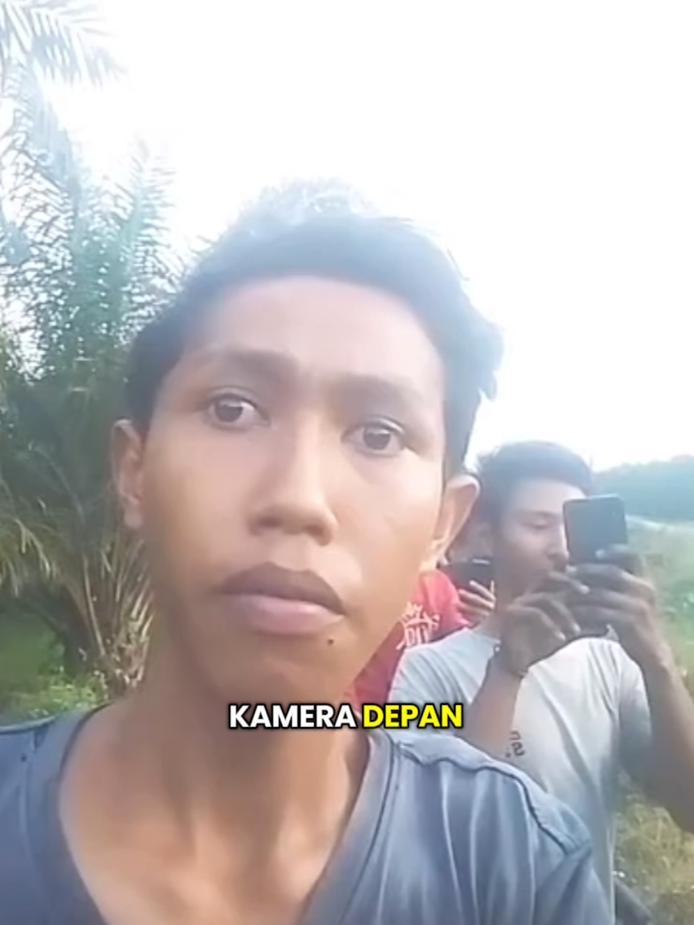 Anomali Meme Kamera Depan Fery Suriadi #information #meme #lucu #viral #fyp