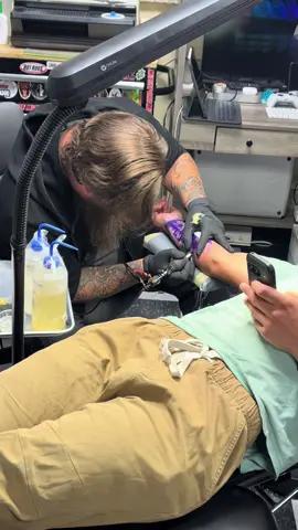 Jason tattoos a forest band. Old Salt Tattoo. Walk ins and appointments welcome. #tattoo #jacksonvillenc #oldsalttattoostudio #blackandgreytattoo #tattooartist 