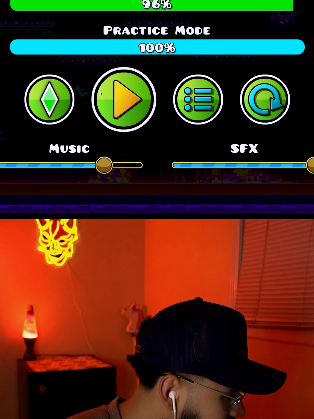 Por esta razón mi nivel en directo es mas bajo  #geometrydash