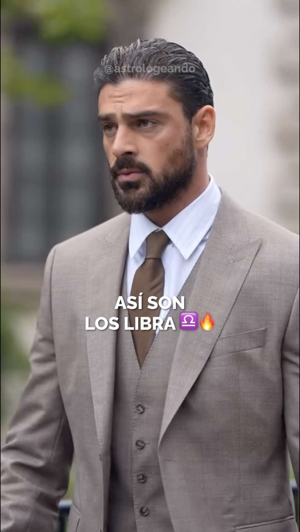 ✨♎ Así son los #Libra: Encantadores, equilibrados y con un magnetismo sin igual. Estos famosos Libra tienen algo en común: Carisma, talento, estilo y una energía que conquista a cualquiera.😍 . . . #LibraSeason #SignosDelZodiaco #Astrología #Zodiaco #EnergíaLibra #FamososLibra #astrologeando