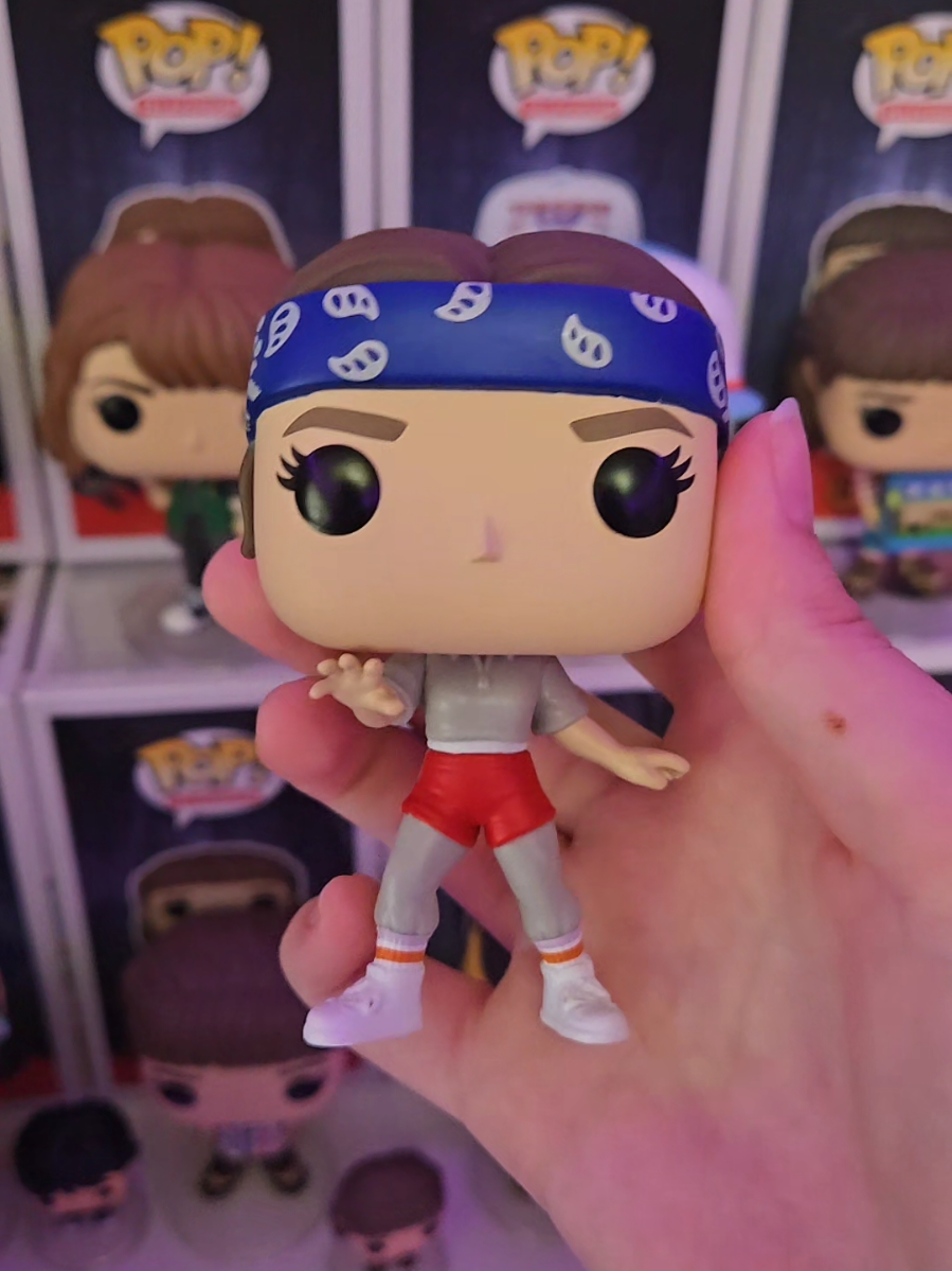 Unboxing S5 Eleven 🩸\\ #eleven #strangerthings #funkopop #viral #unboxing 