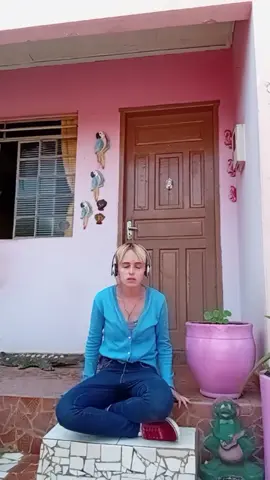 𝐈𝐦𝐢𝐭𝐚𝐧𝐝𝐨 𝐚 𝐌𝐚𝐱 𝐝𝐞 𝐒𝐭𝐫𝐚𝐧𝐠𝐞𝐫 𝐓𝐡𝐢𝐧𝐠𝐬 