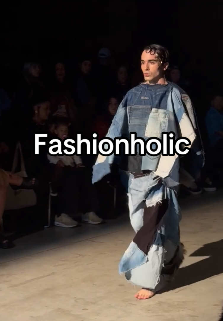 Fashionholic #FashionTikTok #moda #holic #vaiprofyinferno👺🔪 #fashioncreator 