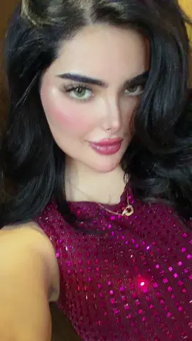 عدساتي من هنا @Ojohi اسمها حربايه💚 #fyp #foryou 