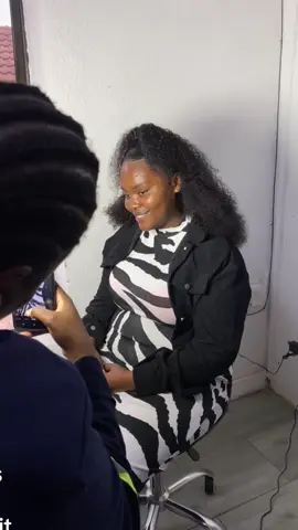 1on1 Installation class.. 181 Oliver Tambo dr. Seshego zn3  Seshegos (aka Gspot) 📞 0761596749 #polokwanemakeupartists #Seshegomakeupartists #installationsclassespolokwane #wigmakerpolokwane #polokwaneinstallations 