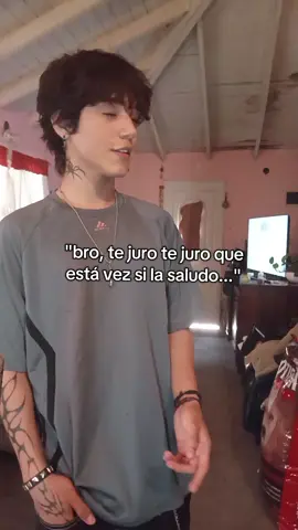 si bro, la tengo a mis pies... #fyp #paratii #sybau #paratiiiiiiiiiiiiiiiiiiiiiiiiiiiiiii #foryoupage 