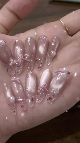 Mắt mèo hồng đào xinh thì thôi nhé lun 😍😍😍 #nailbox #naildesign #nailart #nailboxthietke #josynailbox