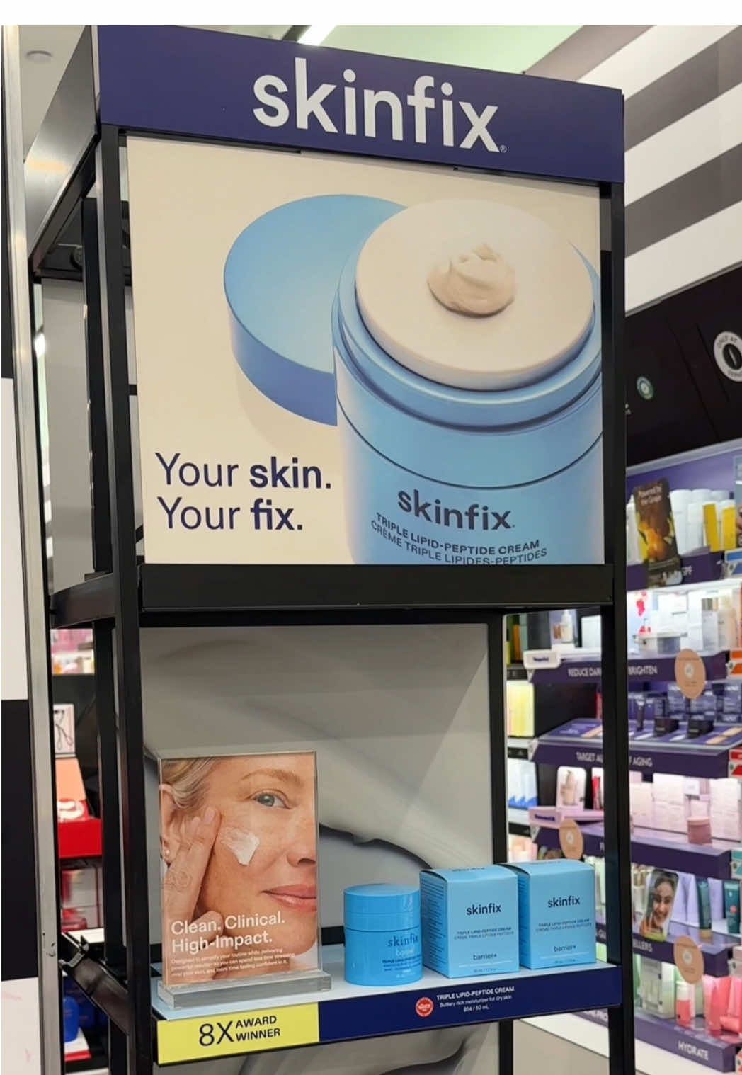 Should we give you a little Sephora tour? 😉 Find us on towers in every @sephora near you + #sephora at @Kohl’s. #Skinfix 