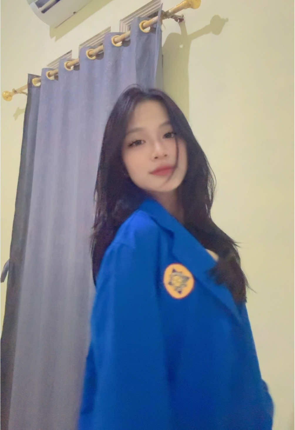 Almet biru🥸