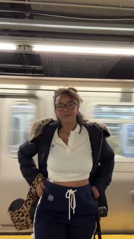 ootd bag @Maison Alaïa the pants @LOEWE top is @Gucci coat @MONCLER #outfitcheck #newyorkcitylife #corporatebaddie #femalefounders #entrpreneurlife 