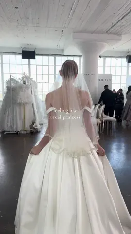 #bridalfashionweek #modeling #targetaudience #bridaltiktok 