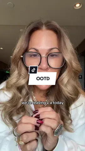 Happy Hump Day #OOTD #airportoutfit #tiktokshopblackfriday @Halara @Dr.Melaxin Global 