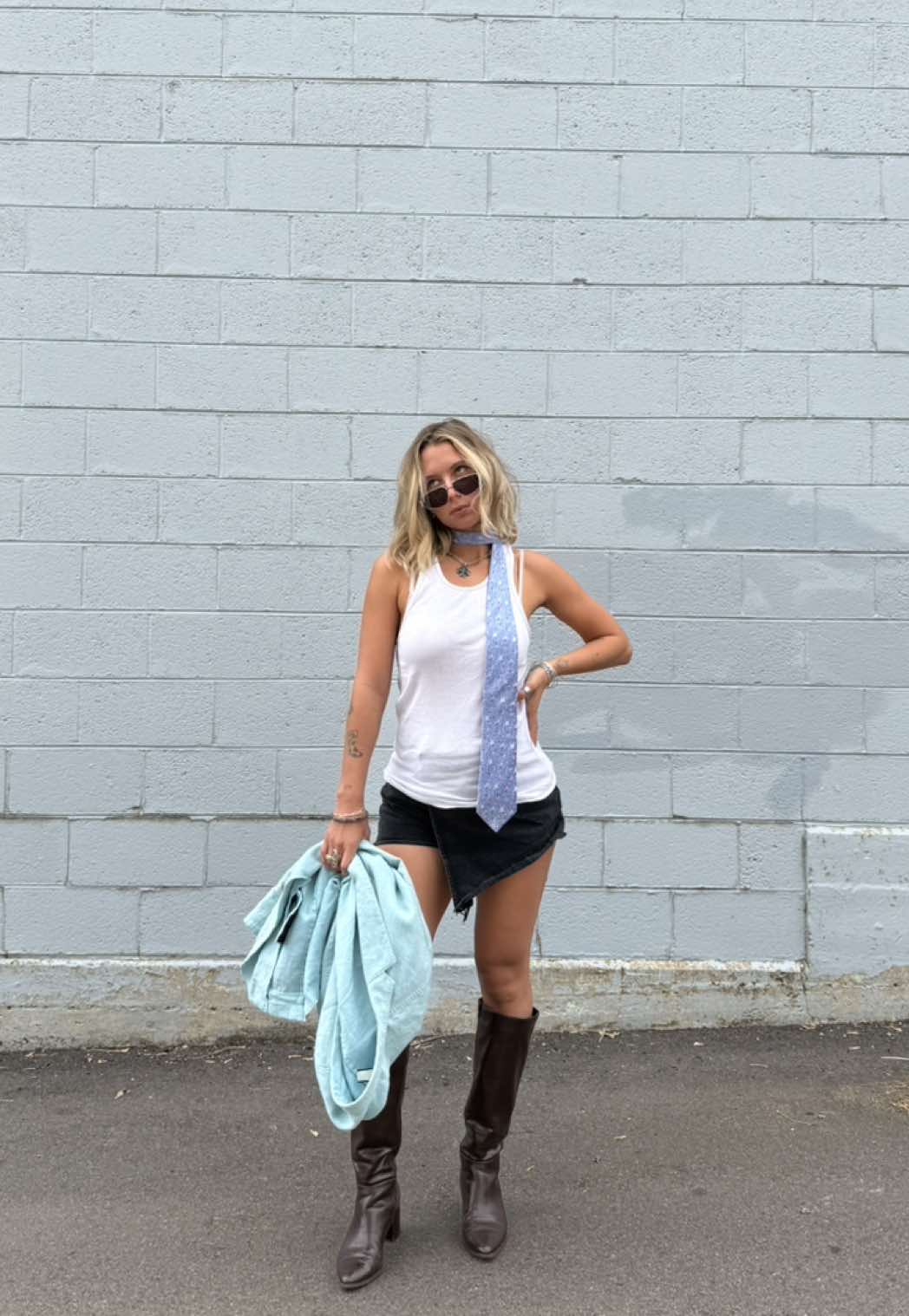 call her mother #momof2 #confidentmom #momhumor #momfashion #ootdinspo 
