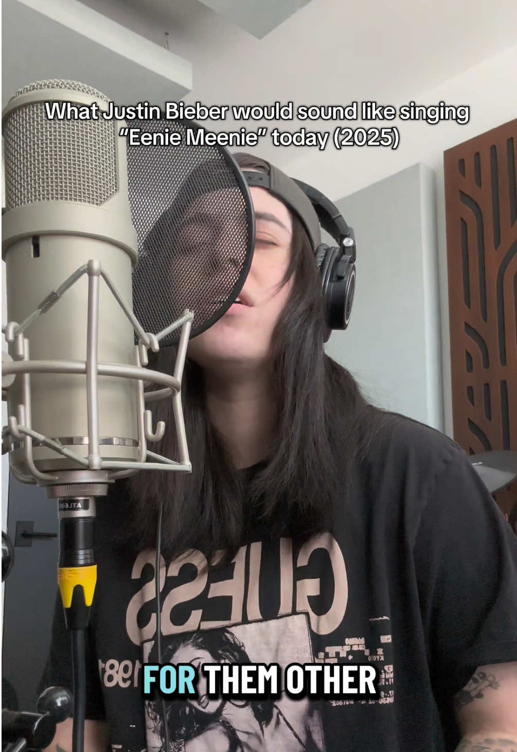 Repost since the other one is all outta sync. #justinbieber #justinebieber #swag #eeniemeenie #yukon 