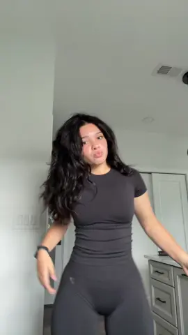 @rachel 🦋 @laureen😮‍💨 doing this for u