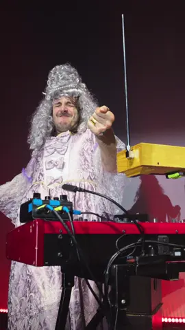 New Live Album Now 🐎