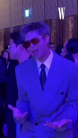 Namjoon dancing to illit’s do the dance !!!!! Ultimate fangirl behavior  #namjoon #illit #rm #fyp #wkorea 