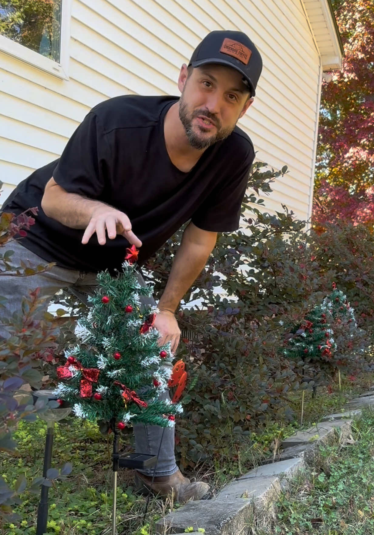 Light up your yard the easy way with these pre-lit solar outdoor mini Christmas trees. No cables, no outlets, just set them outside and let the sun do the work. Each tree charges during the day and automatically turns on at night, giving your yard, walkway, or porch a cozy holiday glow. They’re weatherproof, energy-efficient, and super easy to set up anywhere you want a little Christmas spirit. #christmas #tiktokshopfalldealsforyou #tiktokshopcreatorpicks #blackfriday 