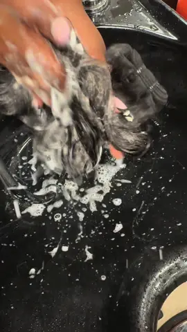 Nothing but the best for my customers ❤️❤️❤️ #rawhairprep #startingahaircompany #rawnundles 