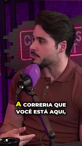 A rotina pode ser estressante, mas hábitos saudáveis são a chave! 💪✨ Confira os cortes do @dr.lucasluquettioficial e transforme seu dia a dia! #Saúde #BemEstar