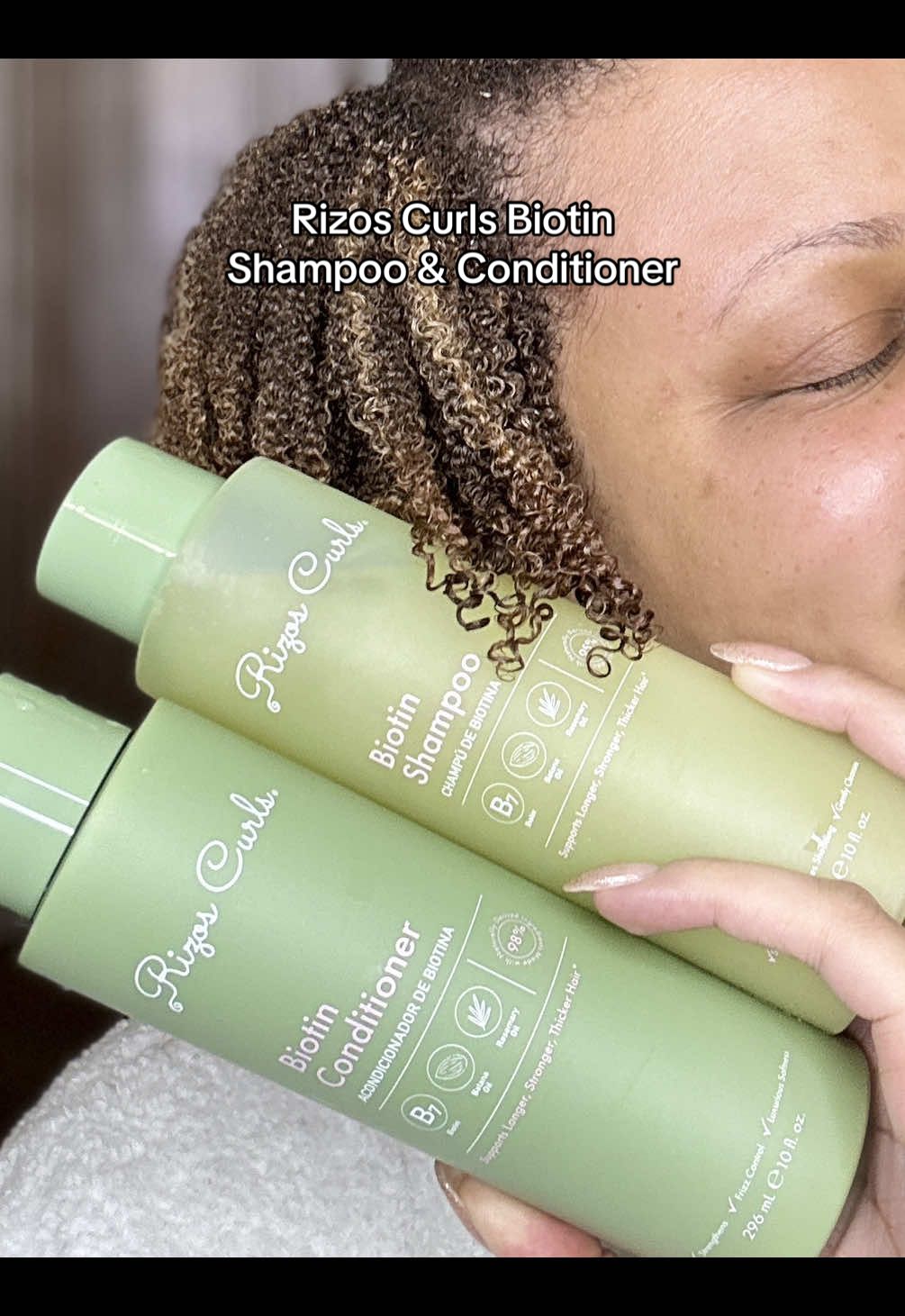 Wash day with @Rizos Curls Biotin Shampoo & Conditioner, gifted.  Key ingredients to strengthen, moisturize, fight frizz and promote hair growth.  Only $22 each #rizoscurls #biotinshampoo #dyedhair #naturalhair #washdayroutine 