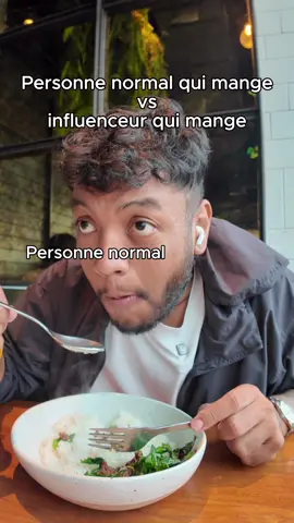 Je joue pas la comédie 🤣 Personne normal vs influenceur  #humour #voyage #thailande #influenceur #nourriture 