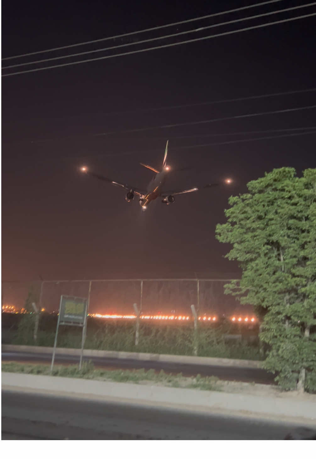 Landing #karachi #ek 