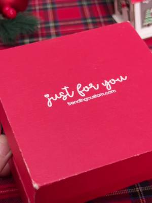 The Perfect Personalized Gifts to Make Their Christmas Extra Special!<3