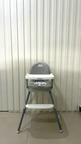 Hora da papinha com muito mais conforto! 😋 Cadeira Spoony da Kikka Boo, prática, segura e linda ✨ R$399,00 em até 5x sem juros ✅