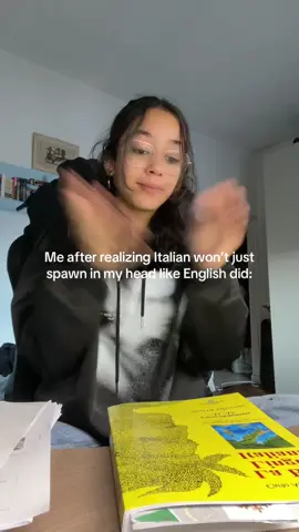 ITS BEEN ONLY 5 DAYS SAVE ME ALREADY #fy #italia #LanguageLearning #italian #fyp 