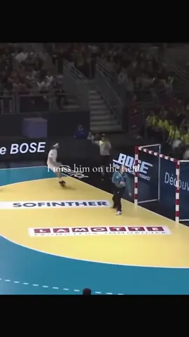 Mikkel Hansen🫶🏼 #handball #Mikkelhansen #fyp #denmark🇩🇰 #viral credit: @handball women❣️🤾 