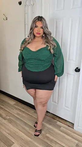 “¡Mitad de semana, pero el estilo no descansa! 💃✨ Porque nuestras divas curvy saben que cualquier día es bueno para verse y sentirse bellas 😍💅 Pásate por Divas Plus Boutique y date ese gustito que te mereces 💖👗” 📍1518 Mercury dr Houston tx 77029 www.divasplusboutique.com