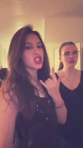 Halloween vibes 👻👻👻#halloween #vampier 