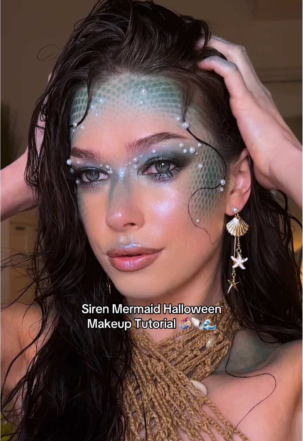 Siren mermaid makeup tutorial 🧜🏻‍♀️🐚🌊  What are you being for Halloween?  Makeup details: @Anastasia Beverly Hills brow freeze @maccosmetics pro paint palette & lightstruck liquid highlighters @ColourPop Cosmetics fade into hue palette @Sephora Collection mini mix eyeshadows- blue dusk & ethereal lilac @makeupforever artist pencils  @KISS Lashes bare affair  #mermaidmakeup #sirenmakeup #halloweencostume #halloweenmakeuptutorial #makeuptutorial 