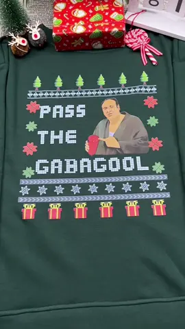 Pass the gabagool!!  #thesopranos #tonysoprano #michealscott #sopranos #christmas 