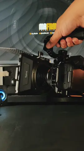 Este es el SET-UP que utilizo para grabar con la Canon R50, a mi parecer es bastante cómodo, me faltan algunos accesorios extra que ya estan por llegar para hacerlo más práctico. Para eventos sociales la verdad que me va muy bien con este SET-UP #canonr50 #video #canon #reels #videography @Canon Mexicana 