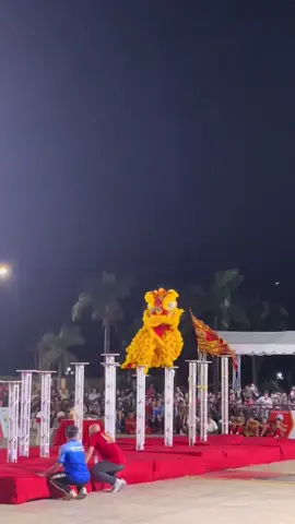 VÀO KÊNH TIKTOK CỦA MÌNH XEM TỔNG HỢP CÁC VIDEO MÚA LÂN VÀ LIKE +FOllOW KÊNH GIÚP MÌNH NHÉ     #kimlan #trungthu #lsrvietnam #viral #viraltiktok2025 