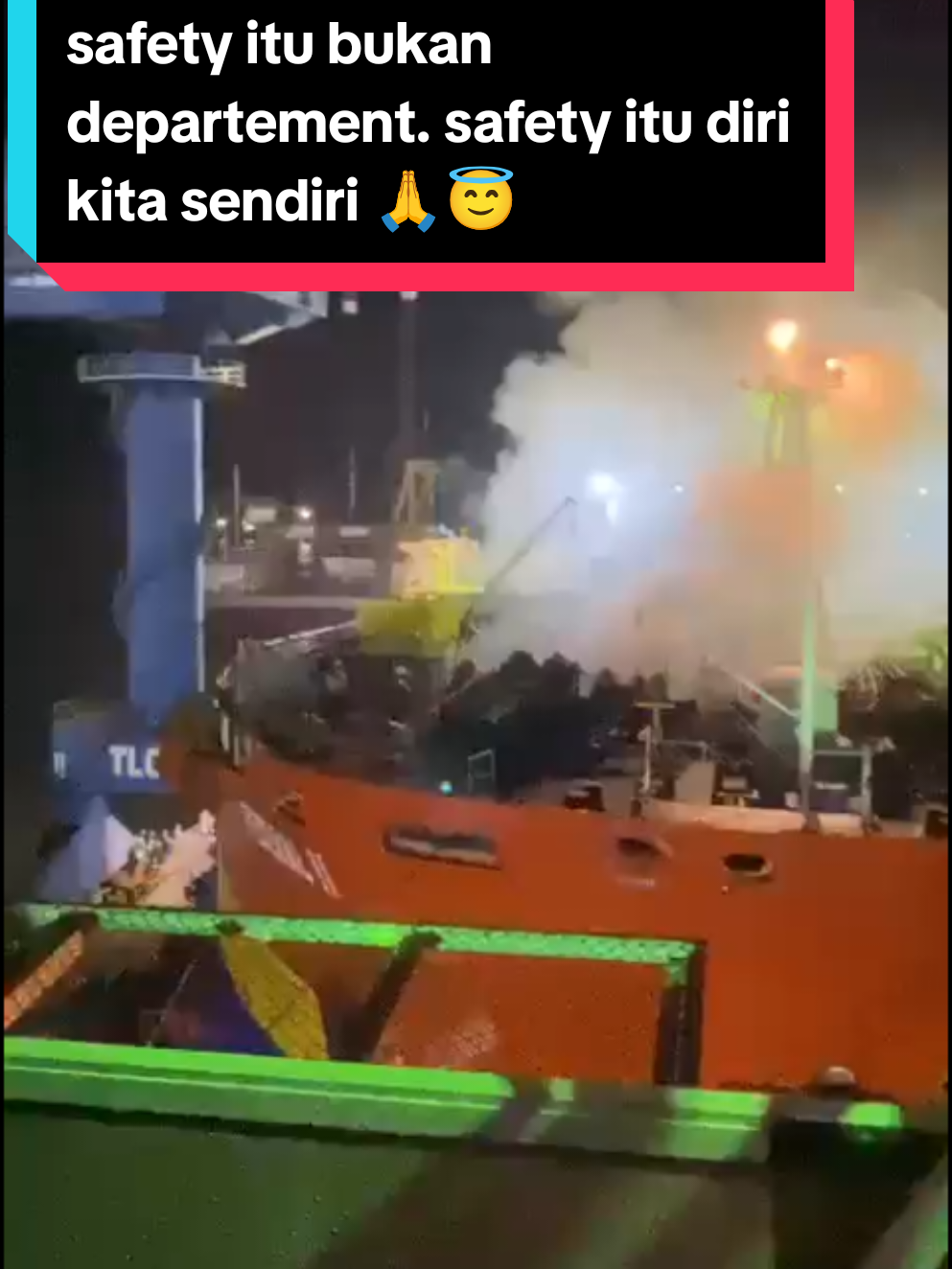 kapal tanker MT Federal II terbakar di galangan kapal PT ASL Shypiard Tanjung Uncang Batam Kepulauan Riau, Rabu(15/10/2025) pagi. #turutberdukacita PT. ASL #galangankapalbatam  Informasi yang saya dengar, terjadi kebocoran house didalam tangki sehingga udara tersebut terendap tidak ada confenience space yang memadai sehingga pekerja yang melakukan aktivitas bersama baik itu welding,cutting dari segala penjuru mengakibatkan kebakaran dan ledakan hebat didalam tangki tersebut  Itu informasi yang saya dapatkan dari beberapa sumber yang bekerja didaerah tersebut 🙏🏻🙏🏻🙏🏻
