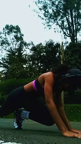 #trackandfield #tracktraining #athletics #workouts 