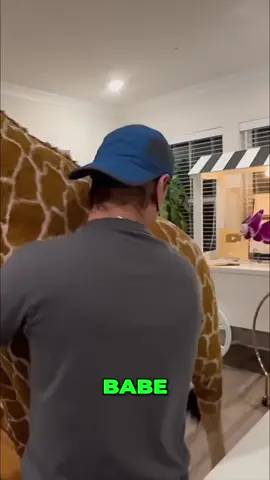 Giraffe Playtime_ A Fun Family Adventure! #thelionfamily #foyou 