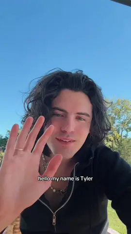 precisely #fleetwoodmac #queen #stevienicks #freddiemercury #royalsugar 