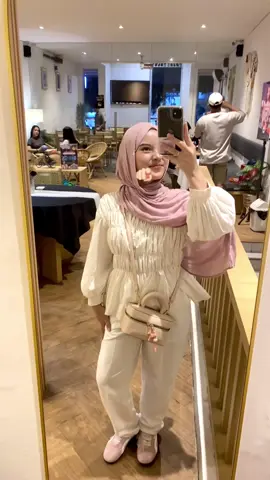#outfitinsfiration #sportyfemme #fypage😍