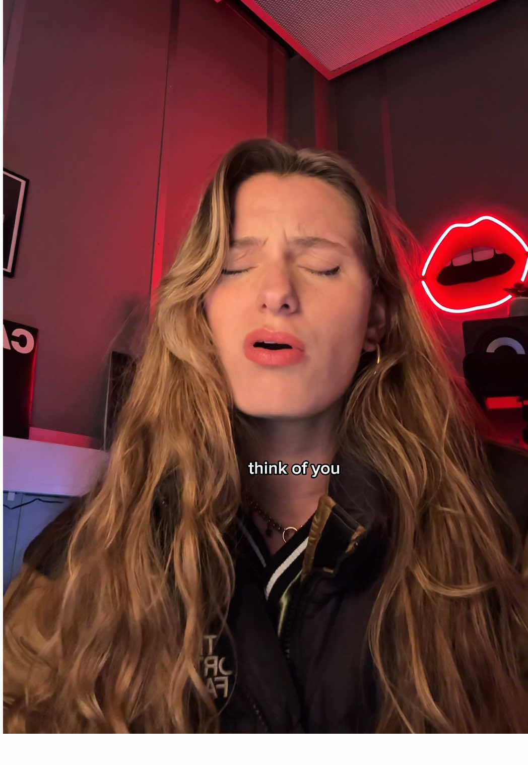 I got so much love for this one, so I had to give you a longer version. I rlly hope you enjoy it. love you all <3333 #fyp #foryou #foryoupage #singing #wings 